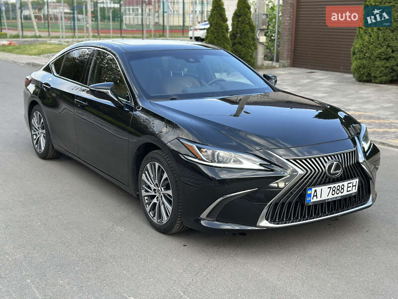 Седан Lexus ES 2021 в Киеве