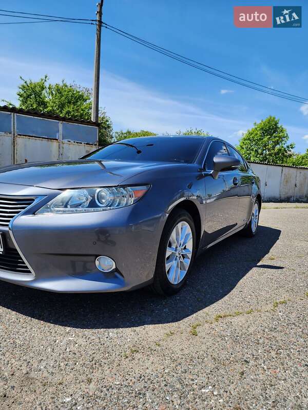 Седан Lexus ES 2013 в Одессе