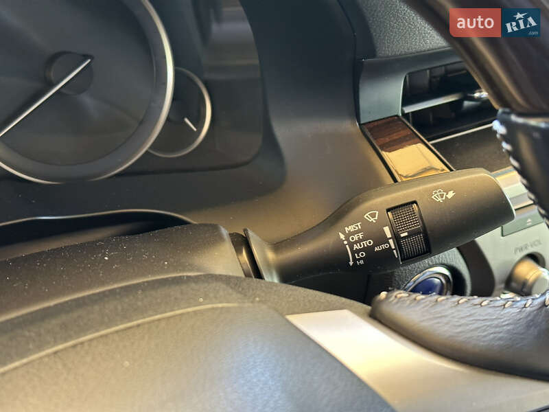 Седан Lexus ES 2015 в Одессе
