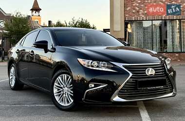 Седан Lexus ES 2016 в 
