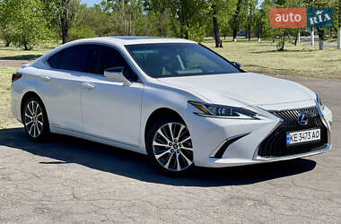 Седан Lexus ES 2021 в Каменском