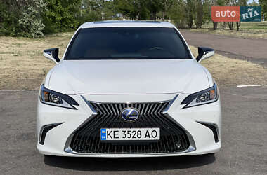 Седан Lexus ES 2020 в Каменском