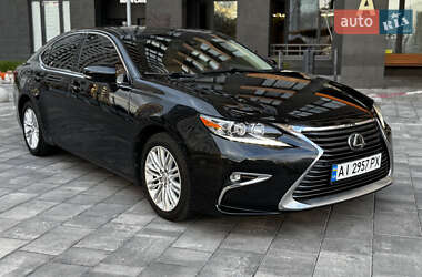 Седан Lexus ES 2018 в Києві
