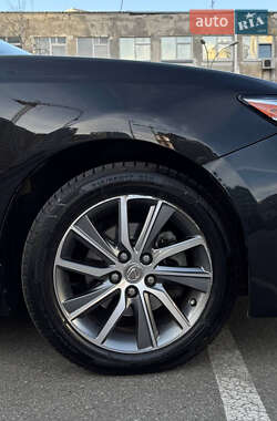 Седан Lexus ES 2015 в 