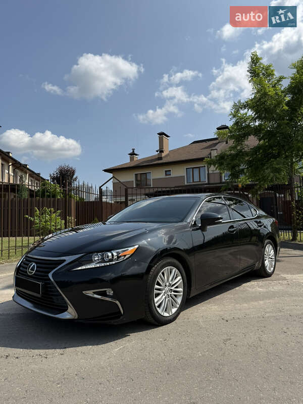 Lexus ES 2017