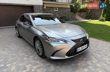 Седан Lexus ES 2021 в Киеве