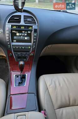 Седан Lexus ES 2007 в Ровно