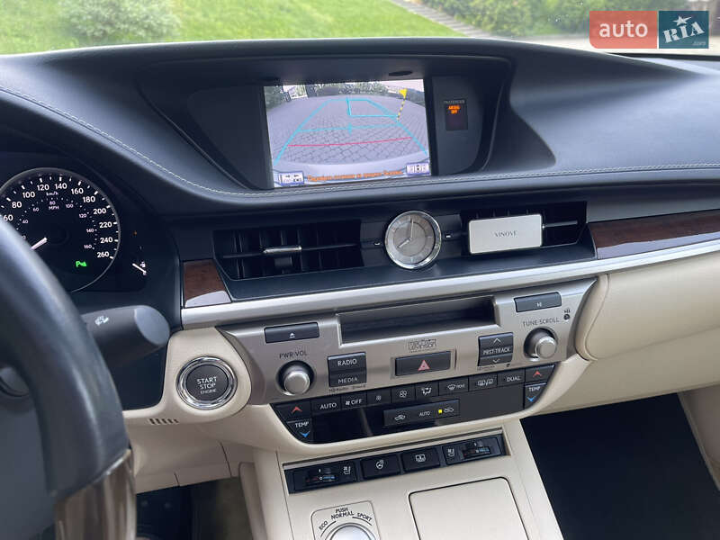 Седан Lexus ES 2012 в Львові фото 16 Седан Lexus ES 2012 в Львові