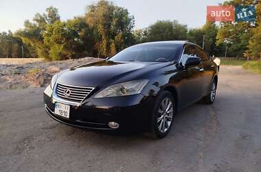 Седан Lexus ES 2008 в Кременчуці