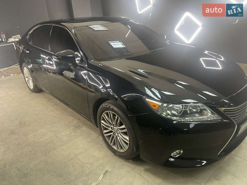 Седан Lexus ES 2014 в Киеве фото 6 Седан Lexus ES 2014 в Киеве