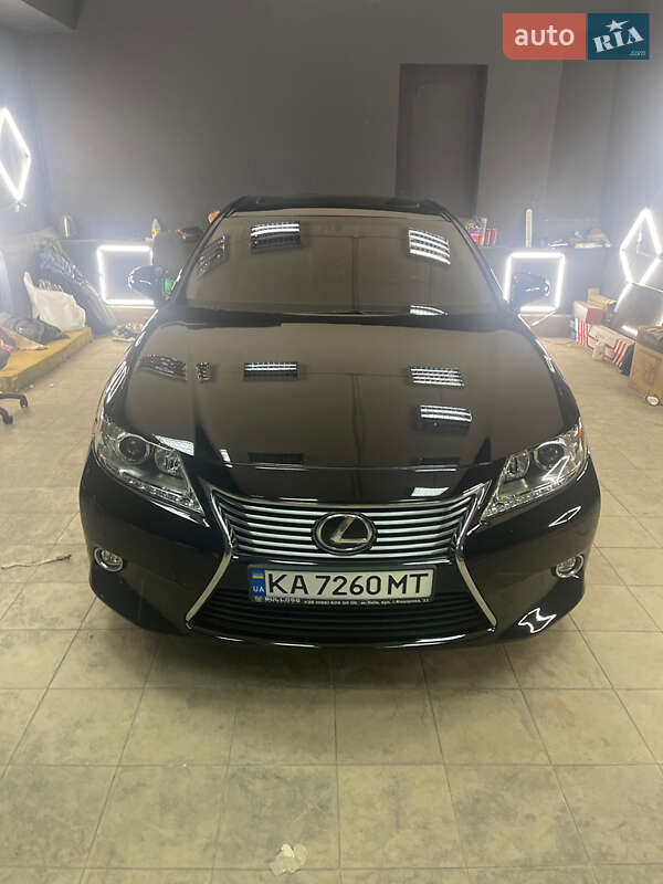 Седан Lexus ES 2014 в Киеве фото 7 Седан Lexus ES 2014 в Киеве
