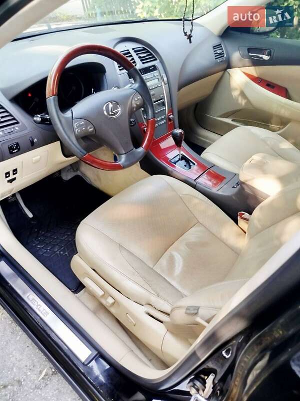 Седан Lexus ES 2008 в Новой Ушице