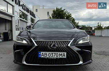 Седан Lexus ES 2020 в 