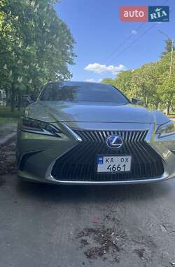Седан Lexus ES 2019 в Києві