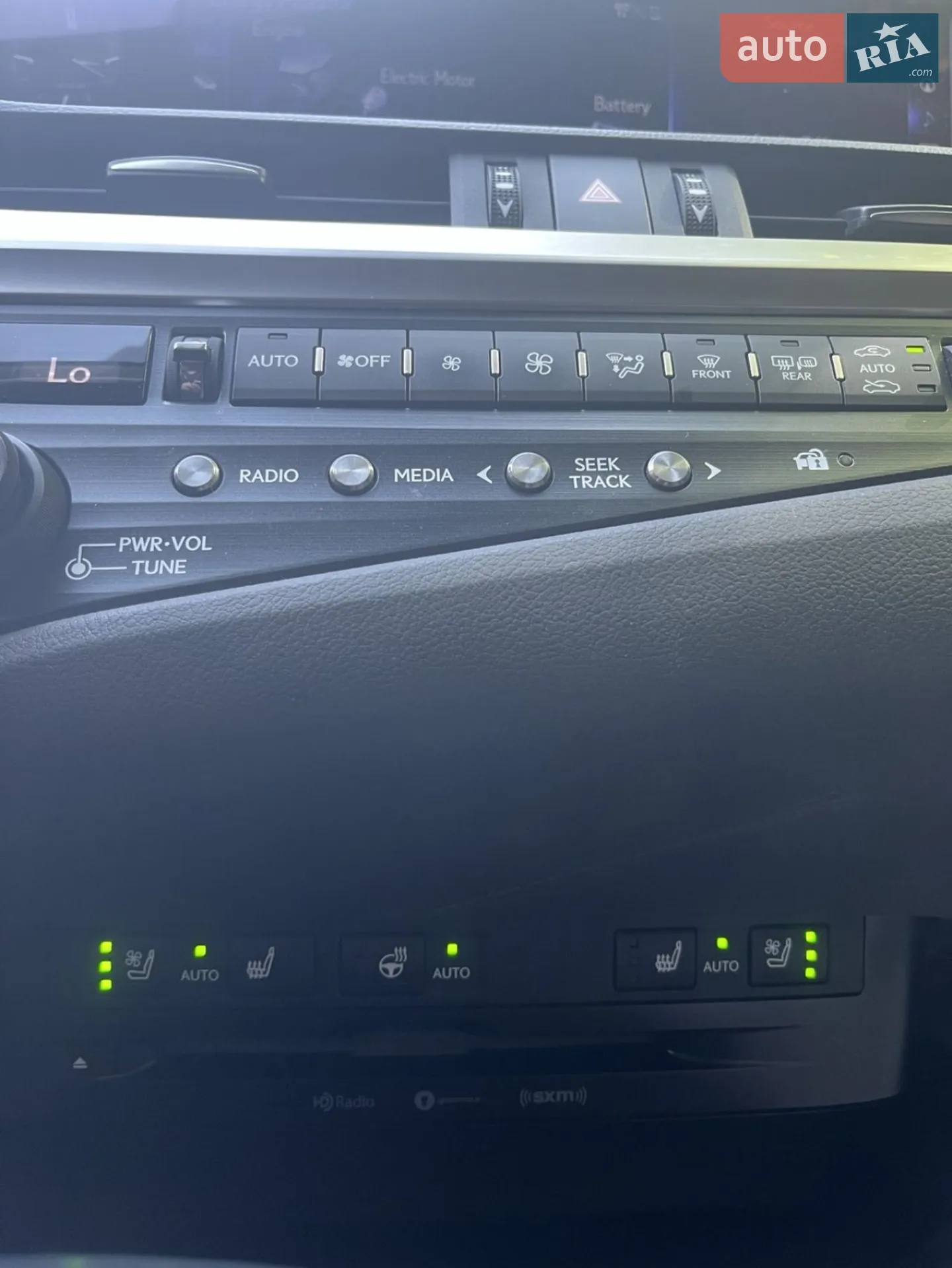 2019 Lexus ES - мініатюра 16