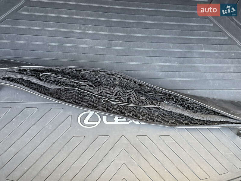 Седан Lexus ES 2021 в Киеве