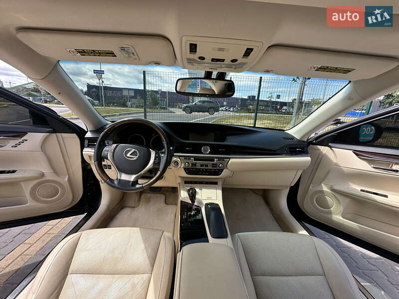 Седан Lexus ES 2012 в Одесі
