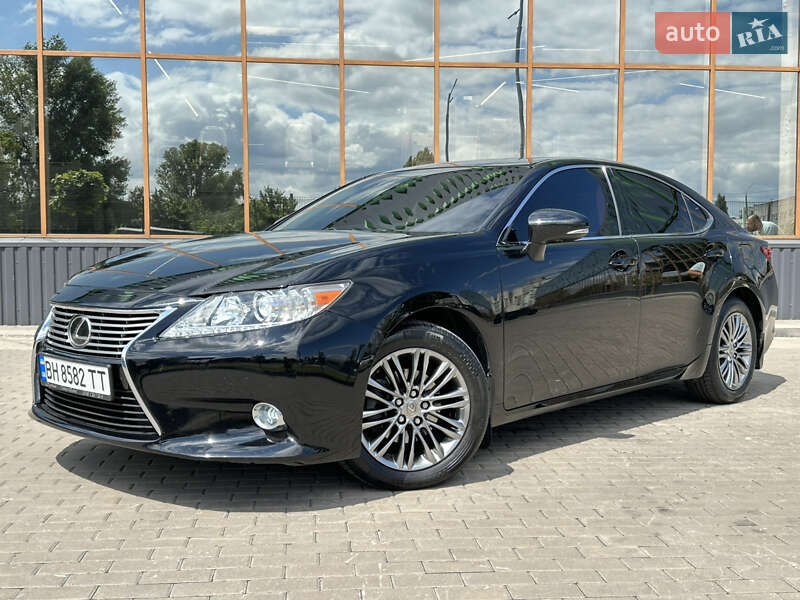 Седан Lexus ES 2012 в Одесі