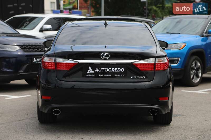 Седан Lexus ES 2015 в Харькове