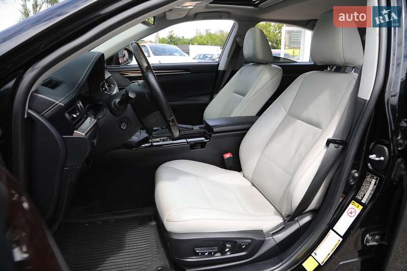 Седан Lexus ES 2015 в Харькове
