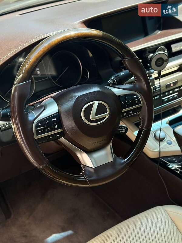 Седан Lexus ES 2017 в Одессе