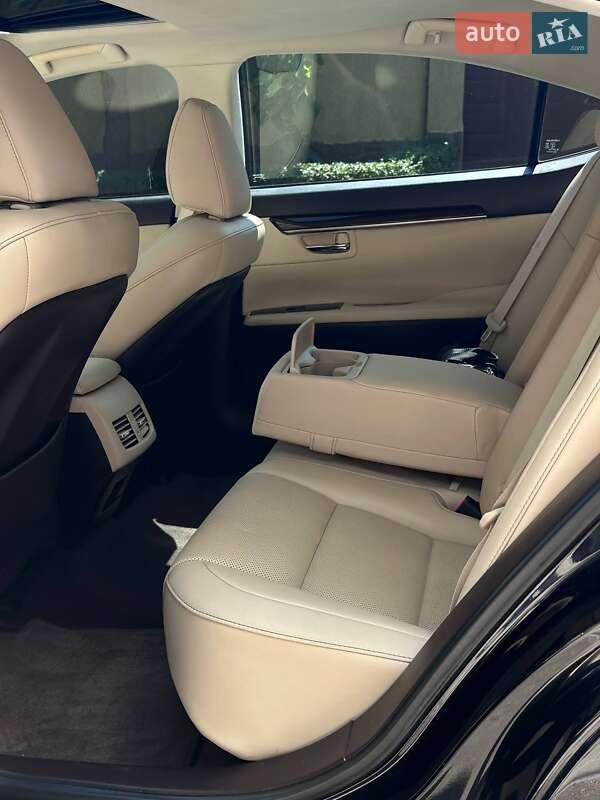 Седан Lexus ES 2017 в Одессе