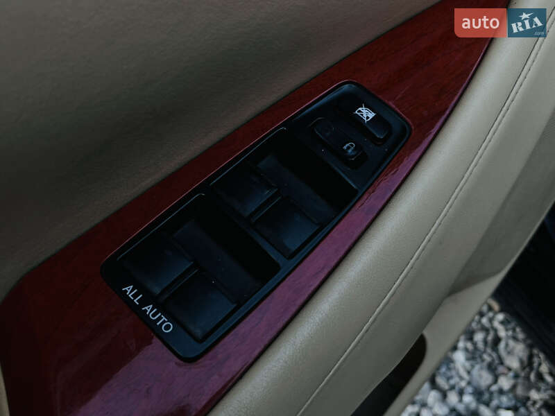 Седан Lexus ES 2008 в Харкові