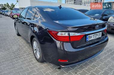 Седан Lexus ES 2013 в 