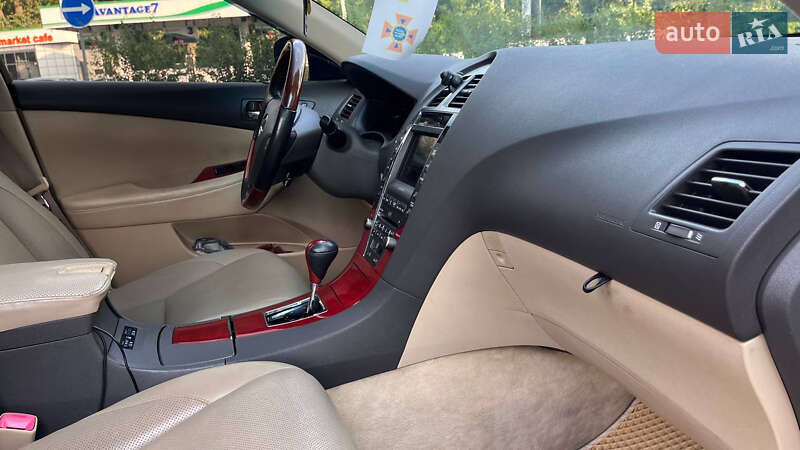 Седан Lexus ES 2008 в Броварах