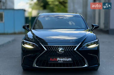Седан Lexus ES 2022 в 