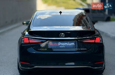 Седан Lexus ES 2022 в 