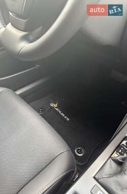 Седан Lexus ES 2022 в 