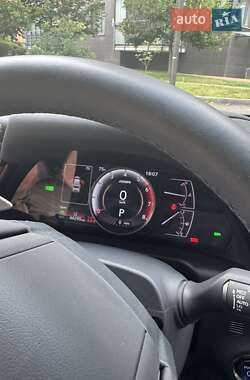 Седан Lexus ES 2022 в 