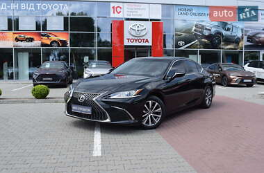 Седан Lexus ES 2019 в 
