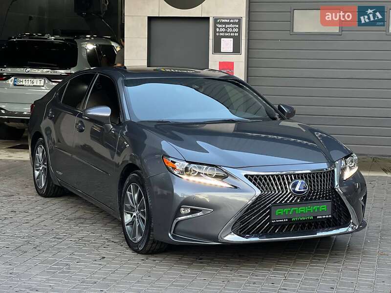 Седан Lexus ES 2016 в Одессе