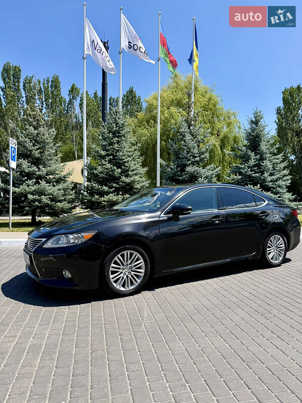 Lexus ES 2012