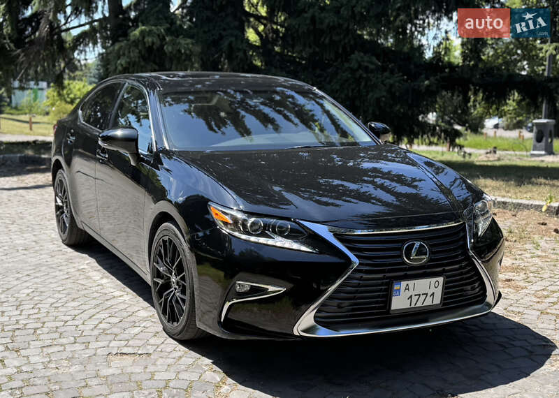 Седан Lexus ES 2016 в Києві