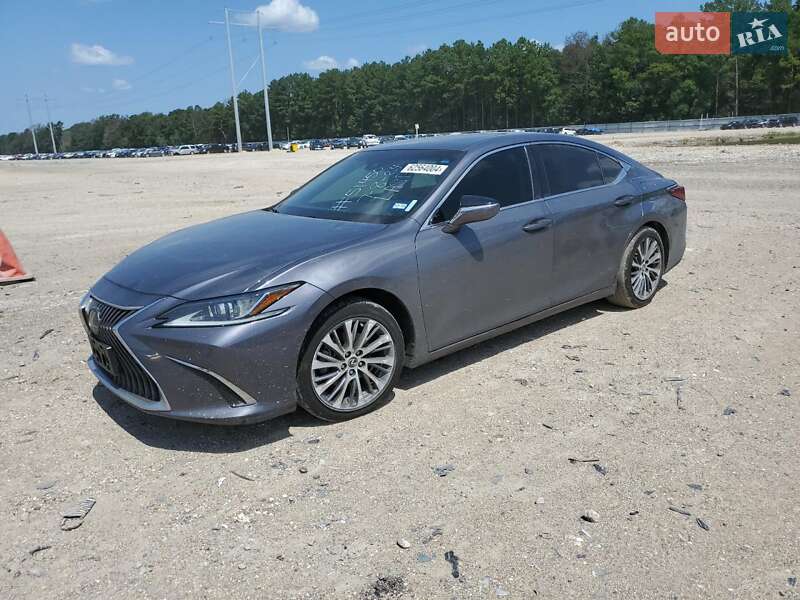 Lexus ES 2018