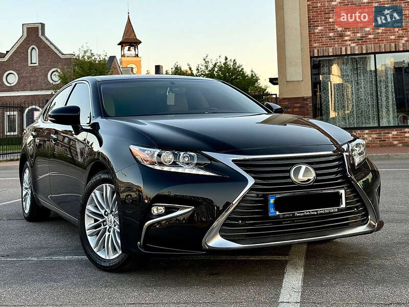Lexus ES 2016