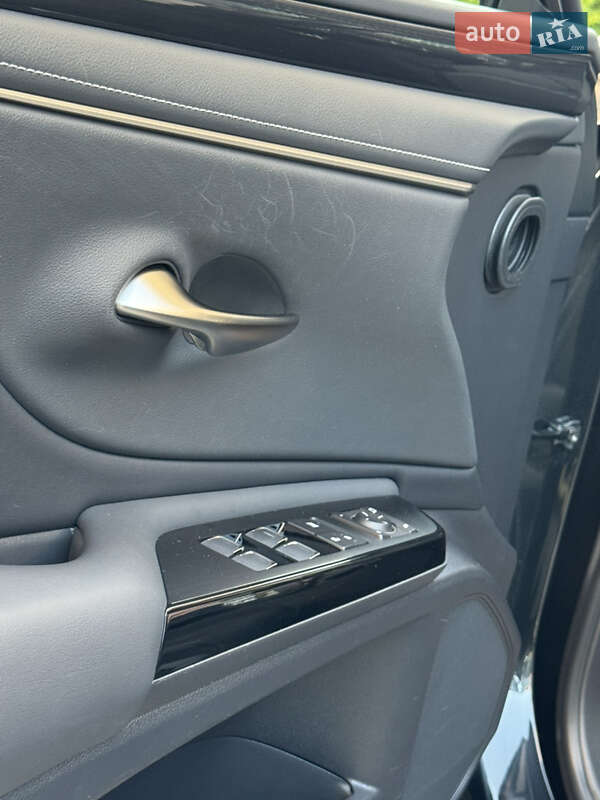 Седан Lexus ES 2023 в Одесі