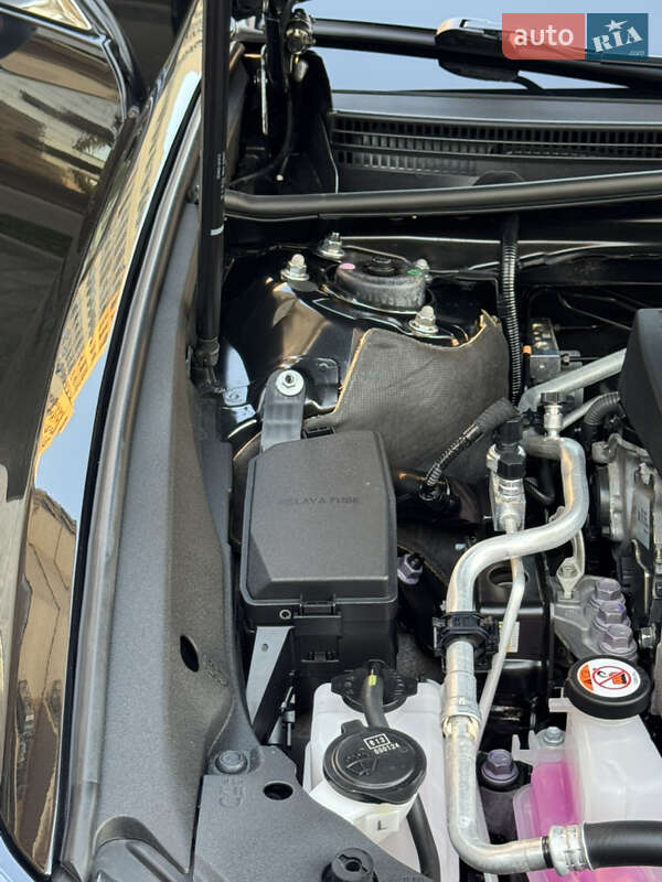 Седан Lexus ES 2023 в Одесі