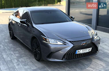 Седан Lexus ES 2020 в Луцке