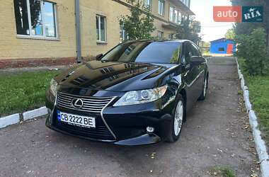 Седан Lexus ES 2015 в Києві