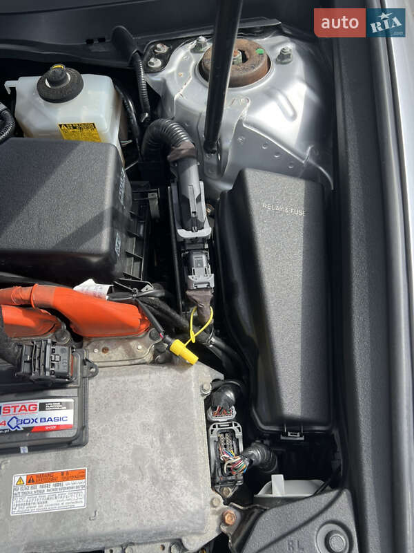 Седан Lexus ES 2013 в Кам'янському