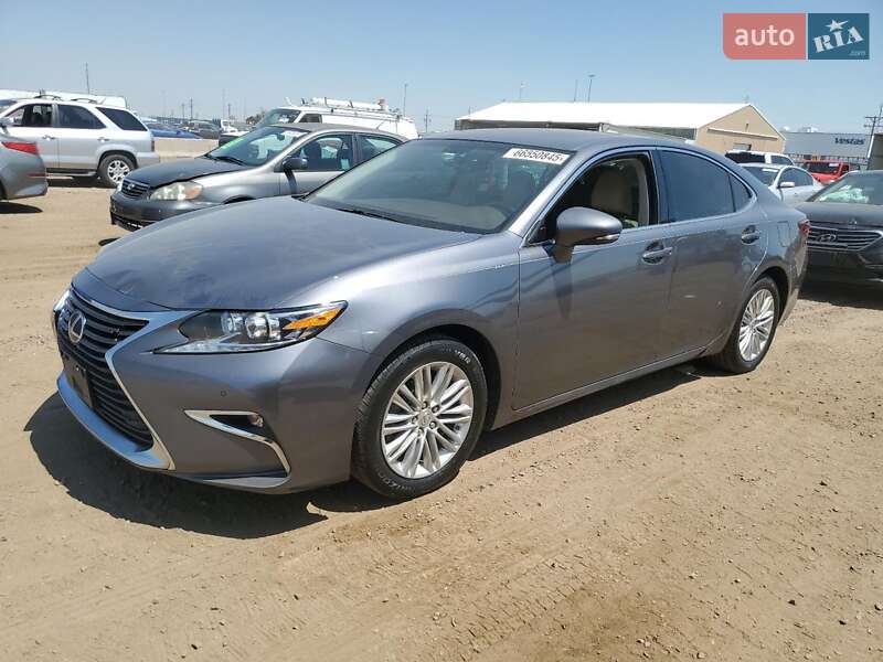 Lexus ES 2015