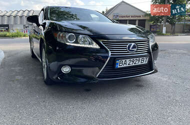 Седан Lexus ES 2014 в Кропивницком