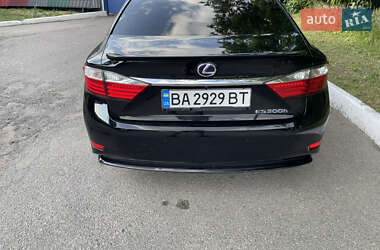 Седан Lexus ES 2014 в Кропивницком