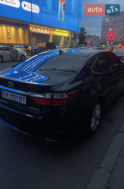 Седан Lexus ES 2014 в Кропивницком