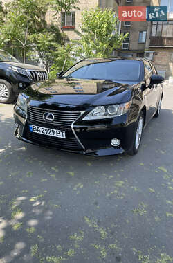 Седан Lexus ES 2014 в Кропивницком