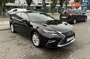 Седан Lexus ES 2014 в Киеве